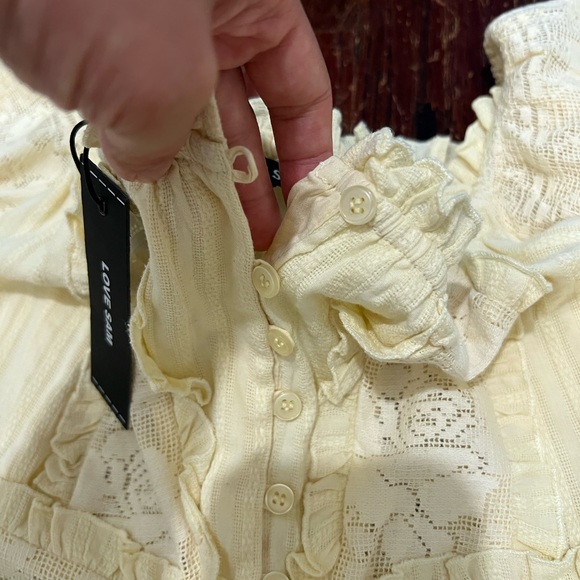 NWT Love Sam Babette Off The Shoulder Yellow Lace Trim Top - Picture 11 of 11